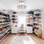 The Evolution of Men’s Designer Wallets: From Classic to Contemporary Styles