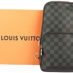 A Love that Remains Forever Golden: Explore Modern Gold Wedding Rings for Her